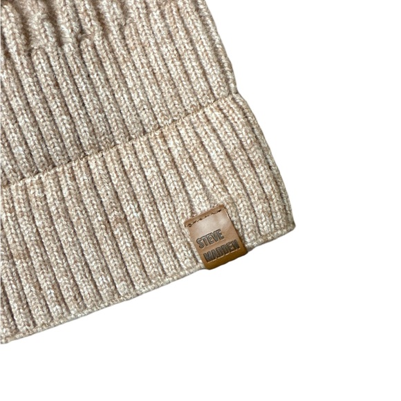 Steve Madden One Size Light Pink Knit Women's Beanie‎ - Picture 2 of 5